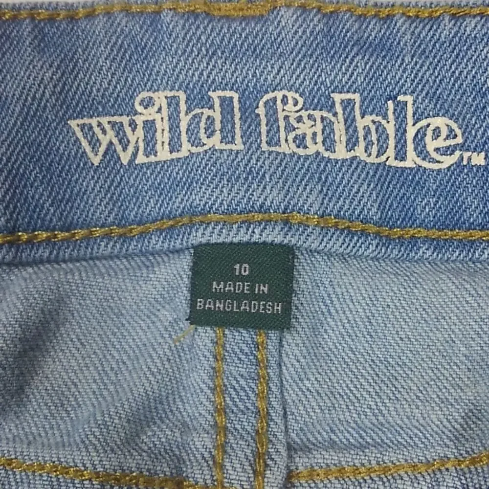 Wild Fable Light Wash Distressed Stretch Denim Blue Jean Shorts Raw Hem Sz 10